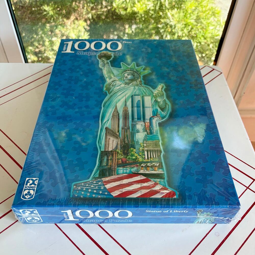 Vintage F.X. Schmid Statue of Liberty 1000 Piece Shaped Puzzle